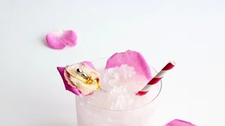 Οι Instagram λογαριασμοί που πρέπει να ακολουθήσεις αν αγαπάς τα cocktails