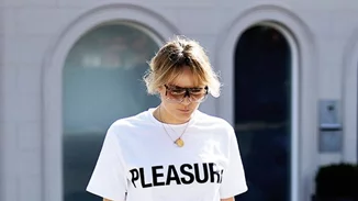 5 tips για να φορέσεις το παντελόνι- καμπάνα με στυλ