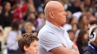 Τζώνη Καλημέρης: Στο γήπεδο με τον γιο του