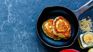 Το μυστικό υλικό για πιο αφράτα pancakes και βάφλες