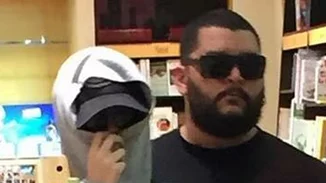 Τι συμβαίνει όταν ντύνεσαι Justin Bieber για να ξεγελάσεις τον κόσμο; (βίντεο)