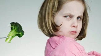 6 φαγητά της μαμάς που σιχαινόσουν σαν παιδί – και τώρα τα λατρεύεις