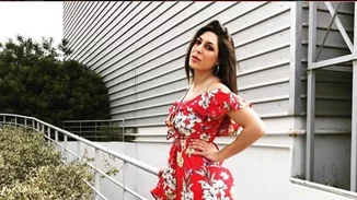 Φλορίντα Πετρουτσέλι | Στην αγκαλιά του συντρόφου της