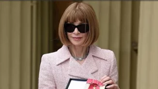 Anna Wintour: Τιμήθηκε από το παλάτι με τον τίτλο «Dame»