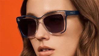 FURLA: Διαφανής θηλυκότητα και στυλ στη νέα συλλογή γυαλιών ηλίου