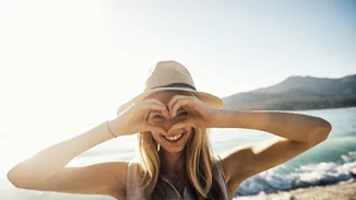 Πώς θα αγαπήσω τον εαυτό μου; Τα σημάδια που δείχνουν ότι ΟΝΤΩΣ το κάνεις