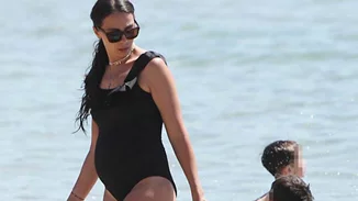 Ολυμπία Χοψονίδου: Η εμφάνιση με μαγιό κατά τη διάρκεια της 5ης εγκυμοσύνης