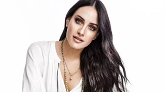 Μαλού: Είναι έγκυος; Οι πρώτες πληροφορίες