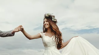Θα γίνεις νύφη; Ορίστε ο σίγουρος τρόπος για να είσαι λαμπερή και απόλυτα όμορφη!