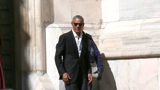 Barack Obama: Δεν θα πιστέψεις γιατί ξέσπασε σε κλάματα μέσα στο αμάξι του!