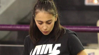 Ολυμπία Χοψονίδου: Με αθλητικό look στο πλευρό του Βασίλη Σπανούλη