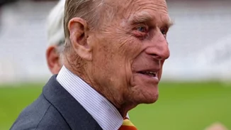 Πρίγκιπας Φίλιππος | Στο κάστρο του Γουίνδσορ η ιδιωτική κηδεία του - Μεσίστιες οι σημαίες στο Ηνωμένο Βασίλειο