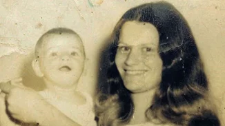 Mother’s Day: Τα τρυφερά στιγμιότυπα των επωνύμων με τις μανούλες τους