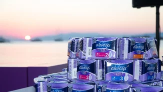 Η Always παρουσιάζει στην Ελλάδα ένα νέο προϊόν που θα λατρέψεις!