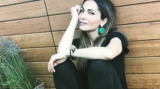 Πώς να φορέσεις τα flat παπούτσια το καλοκαίρι, σύμφωνα με τις διάσημες Ελληνίδες