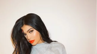 Kylie Jenner: Έδωσε σε προϊόν της νέας της συλλογής όνομα ελληνικού νησιού!