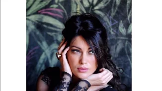 Κλέλια Ρένεση: Τελικά, είναι έγκυος;