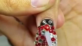 Κινούμενο nail art; Κι όμως, γίνεται! Δες το βίντεο