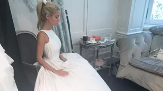 Δούκισσα Νομικού: Το παραμυθένιο νυφικό του γάμου της