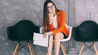 Τα χρώματα που πρέπει να προτιμάς σε ένα job interview