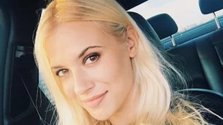 Λάουρα Νάργες: Ποζάρει πιο όμορφη από ποτέ και "ρίχνει" το διαδίκτυο