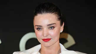 Miranda Kerr: Παρέδωσε κοσμήματα αξίας εκατομμυρίων δολαρίων στις αμερικανικές αρχές
