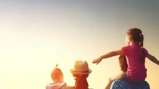 Ανάλυσέ Το: Πώς να μεταδώσεις στο παιδί σου 5 βασικές αλήθειες που θα το κάνουν καλύτερο άνθρωπο