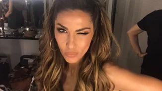 Δέσποινα Βανδή: Πιο καλοκαιρινή από ποτέ με καυτό σορτσάκι