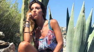 Αθηνά Οικονομάκου: Βρίσκεται στη Μάλτα! Τι επέλεξε να φορέσει την 1η ημέρα του ταξιδιού;