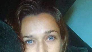 Κάτια Ζυγούλη: Απολαμβάνοντας τον καυτό ήλιο με μπικίνι στην παραλία