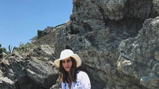 Beachwear: Τι φορούν τα πιο chic κορίτσια του instagram στην παραλία;