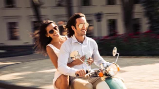 Το τέλειο καλοκαιρινό δώρο για Εκείνον: 15 ιδέες σου δίνουν τη λύση!