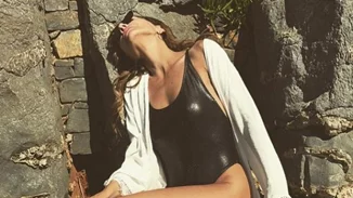 Δέσποινα Βανδή - Έλενα Παπαρίζου: Διακοπές για "κολλητές" στην Κρήτη!