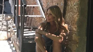 Τζένη Μπαλατσινού: Νέες φωτογραφίες από τις διακοπές της στην Πάτμο