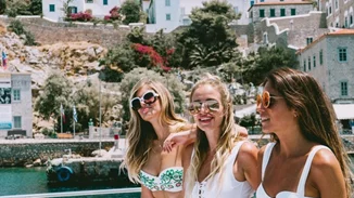 #35Experiences | H Folli Follie προάγει διεθνώς το ειδυλλιακό ελληνικό καλοκαίρι