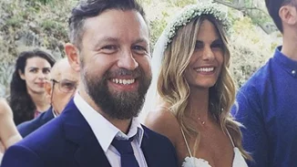 Γιάννης Βαρδής - Νατάσα Σκαφίδα: Οι πιο όμορφες φωτογραφίες του γάμου τους