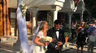 Παντρεύτηκε η Χριστίνα Αλούπη - Δες φωτογραφίες από την τελετή!