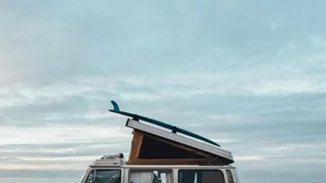 Beach please! Οι Instagram λογαριασμοί που σε στέλνουν κατευθείαν στην παραλία