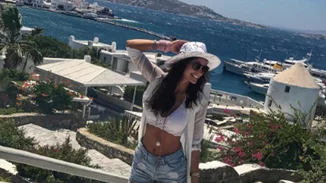 Χριστίνα Μπόμπα: Με ολόσωμο μαγιό και πιο ευτυχισμένη από ποτέ