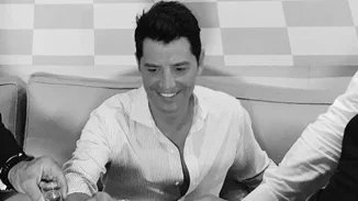 Σάκης Ρουβάς: Η βουτιά στους καλεσμένους μετά τον γάμο του