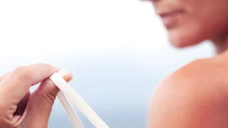 Πώς θα περιποιηθείς τα εγκαύματα του ήλιου για να μην υποφέρεις