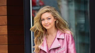 Η Gigi Hadid με το πιο cool μακιγιάζ ματιών που θα θες να κάνεις τώρα