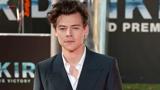 Harry Styles: Εσύ ήξερες ότι είχε όχι δυο αλλά τέσσερις ρώγες;