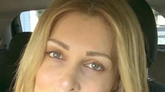 Νατάσα Θεοδωρίδου: Ποζάρει χωρίς ίχνος make up