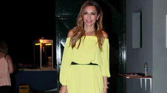 Δέσποινα Βανδή: Έκανε την εμφάνιση του καλοκαιριού