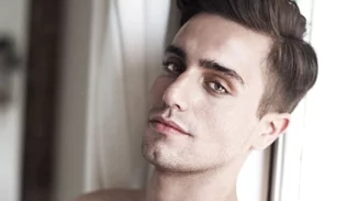 Γιάννης Χατζηγεωργίου: «Αν με δεις έξω, θα νομίζεις ότι την πέφτω παντού»