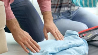 Πώς θα φτιάξεις σωστά τη βαλίτσα σου για να χωρέσουν όλα