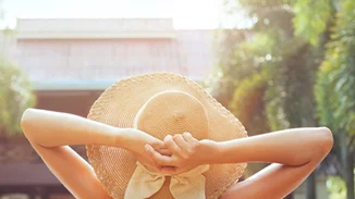 Καλοκαίρι στην πόλη: 8 tips για να κάνεις τις καλύτερες διακοπές στο σπίτι σου