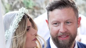 Γιάννης Βαρδής & Νατάσα Σκαφίδα: Οι νέες αδημοσίευτες φωτογραφίες του γάμου τους