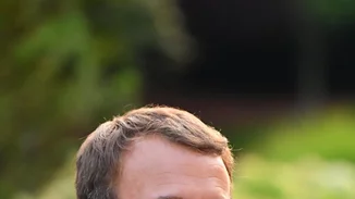 Και μετά λένε για εμάς: Ο Emmanuel Macron ξόδεψε μέσα σε 3 μήνες 26.000 ευρώ μόνο για το μακιγιάζ του!